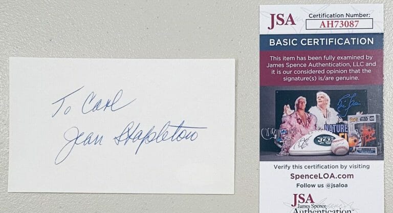 JEAN STAPLETON SIGNED AUTOGRAPHED 3×5 CARD JSA CERTIFIED ALL IN THE FAMILY
 COLLECTIBLE MEMORABILIA