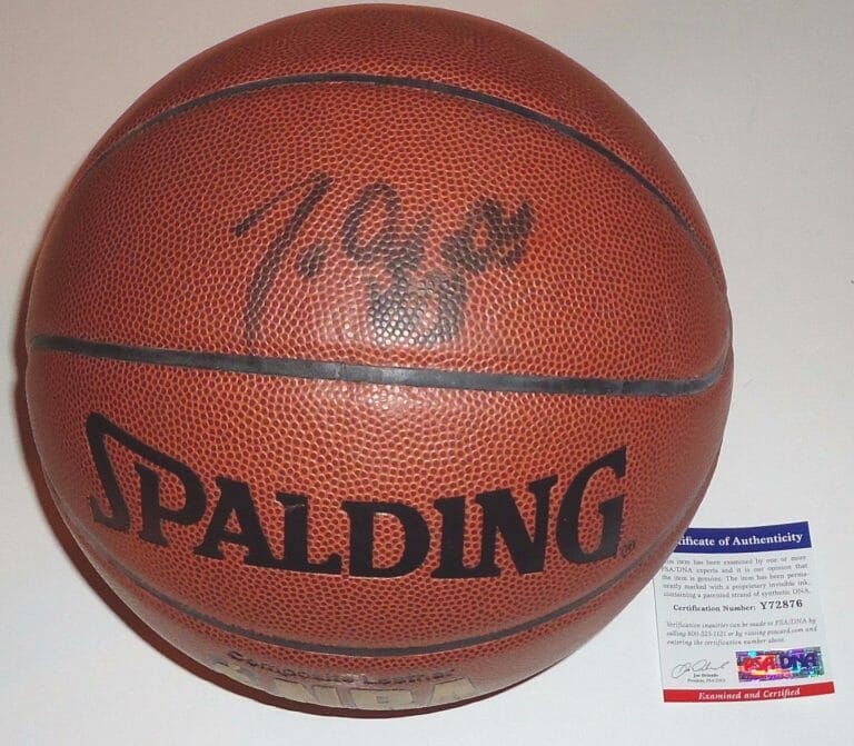 JOHN WALL AUTOGRAPHED NBA BASKETBALL WASHINGTON WIZARDS PSA/DNA (Y72876) COLLECTIBLE MEMORABILIA
