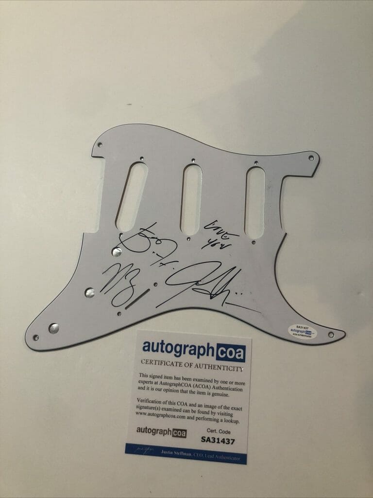 JUDAH & THE LION SIGNED AUTOGRAPH STRAT ELECTRIC PICKGUARD GUITAR ACOA COLLECTIBLE MEMORABILIA