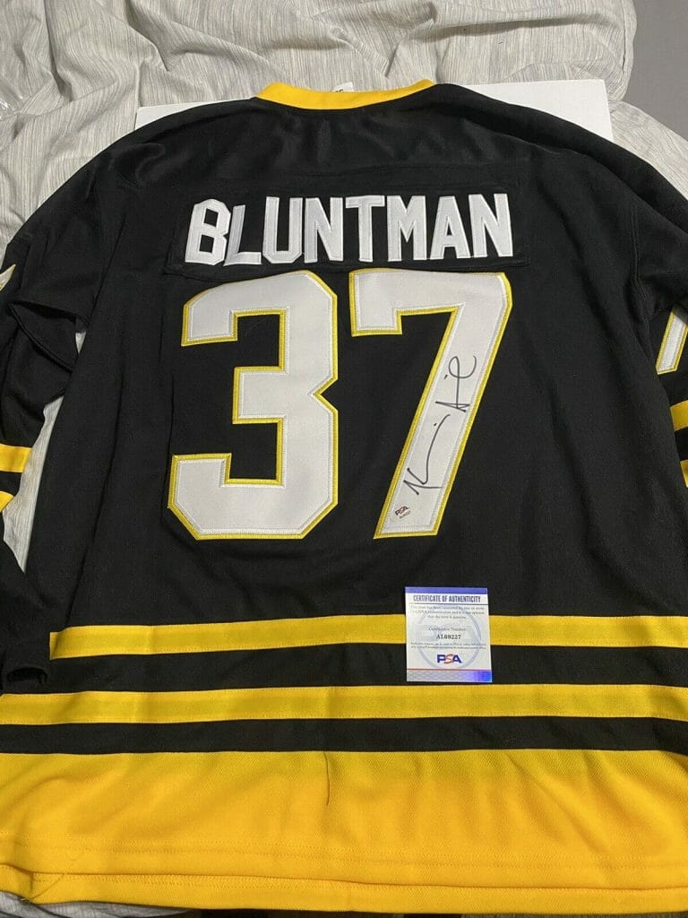 KEVIN SMITH SIGNED AUTOGRAPHED BLUNTMAN JERSEY JAY SILENT BOB REBOOT CLERKS PSA
 COLLECTIBLE MEMORABILIA