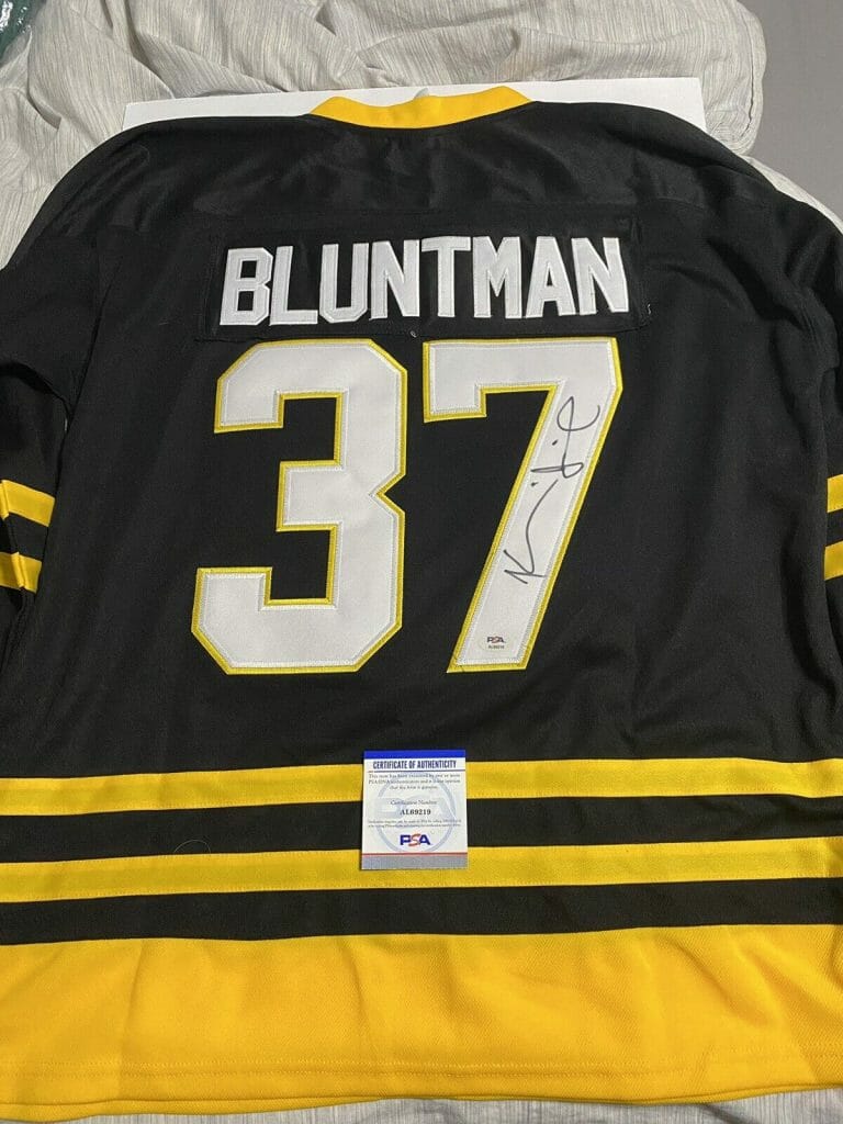 KEVIN SMITH SIGNED AUTOGRAPHED BLUNTMAN JERSEY JAY SILENT BOB REBOOT CLERKS PSA
 COLLECTIBLE MEMORABILIA