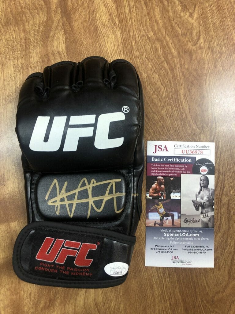 KHABIB NURMAGOMEDOV SIGNED AUTOGRAPH UFC GLOVE JSA COA RARE CHAMP COLLECTIBLE MEMORABILIA