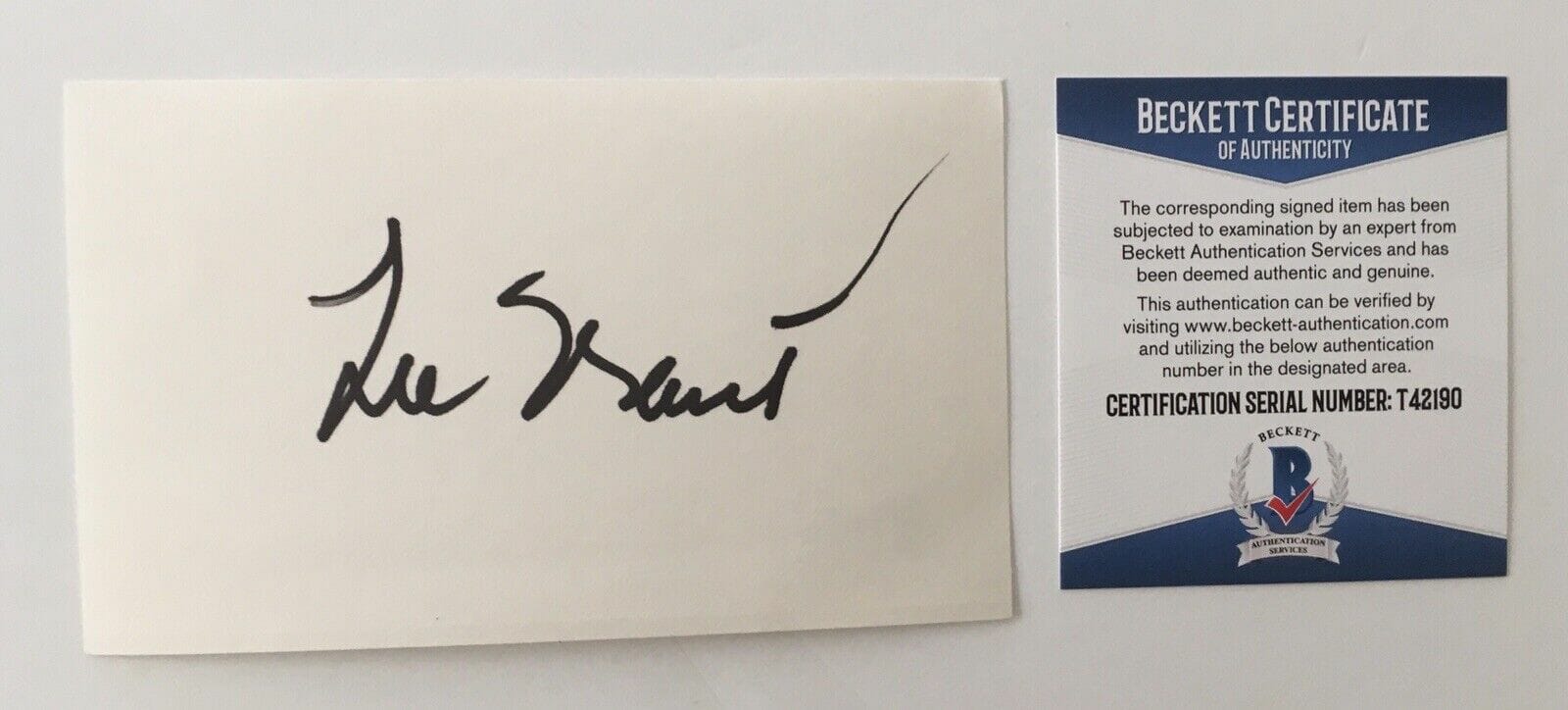 Lee Grant Signed Autographed 3x5 Card BAS Beckett Certified Shampoo
Opens in a new window or tab