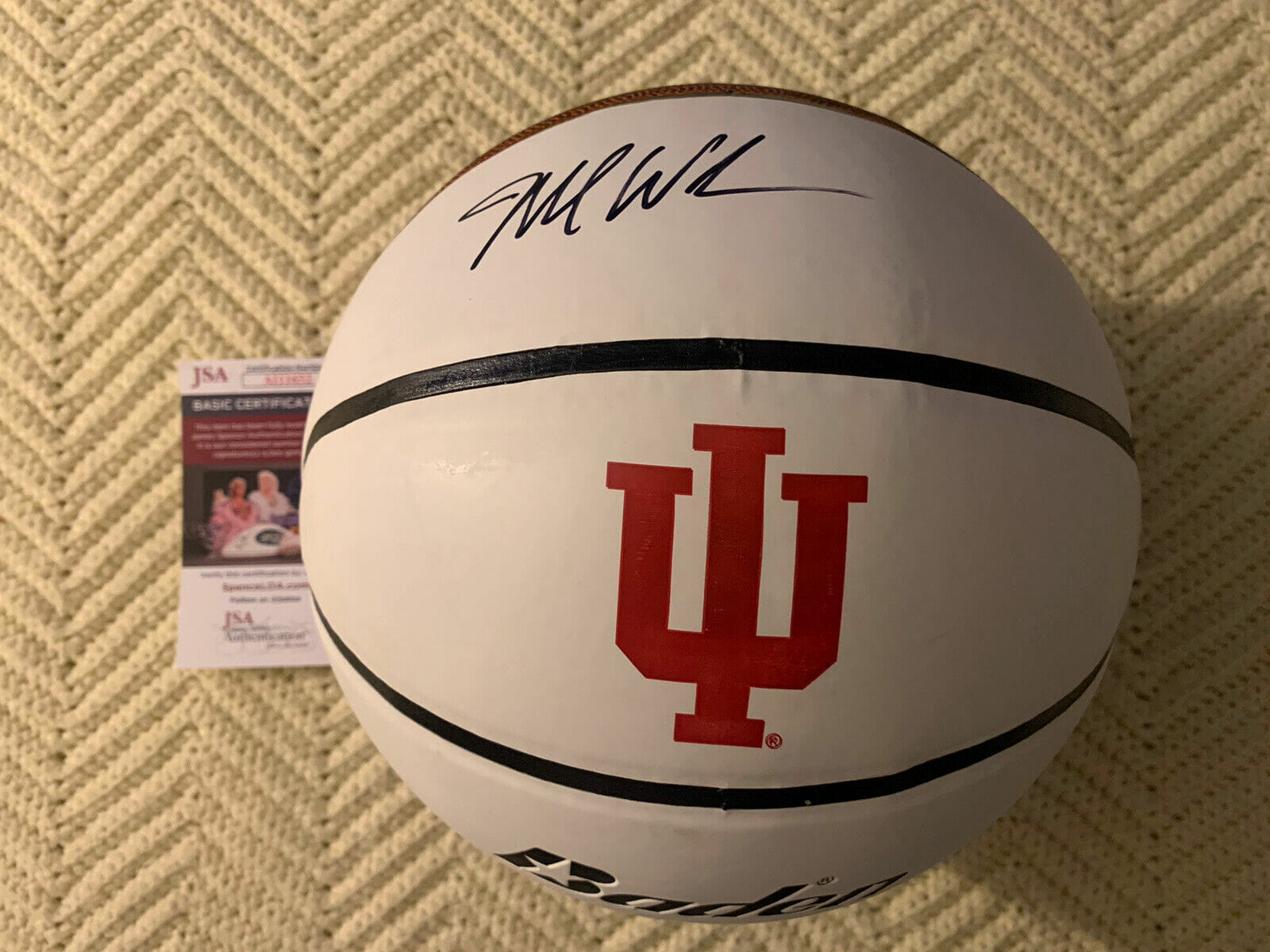 New ListingMike Woodson Signed NCAA Basketball 29.5 Indiana Hoosiers JSA Authentication COA
Opens in a new window or tab