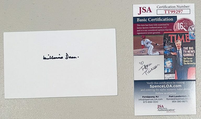 MILLVINA DEAN SIGNED AUTOGRAPHED 3×5 CARD JSA CERT LAST TITANIC SURVIVOR
 COLLECTIBLE MEMORABILIA