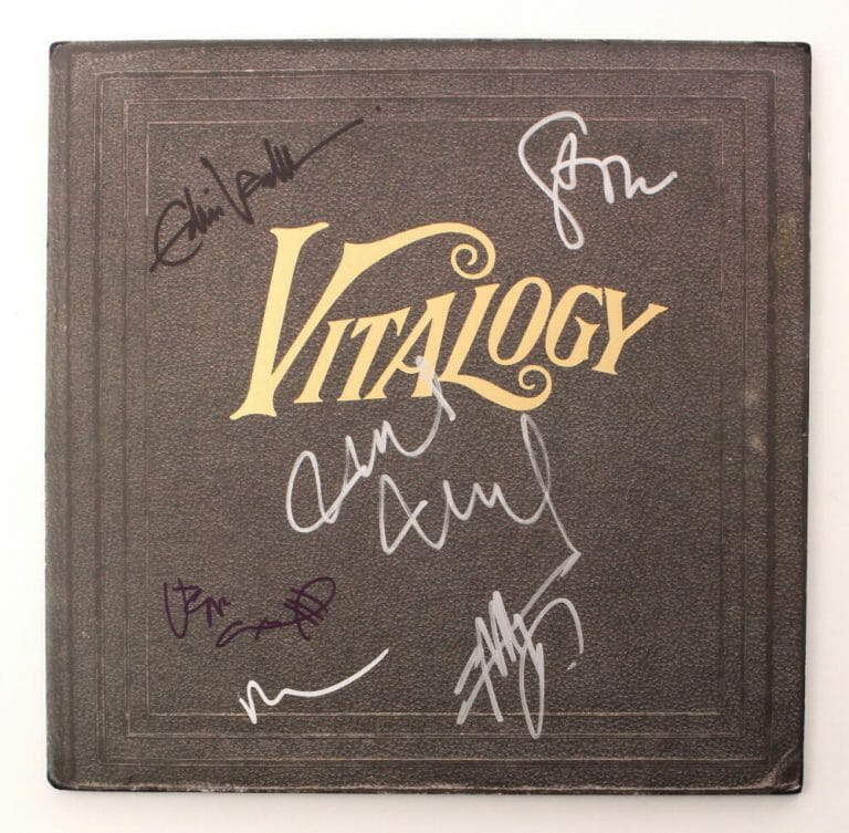 PEARL JAM FULL BAND X6 SIGNED AUTOGRAPH ALBUM VINYL RECORD – EDDIE VEDDER ++ BAS COLLECTIBLE MEMORABILIA