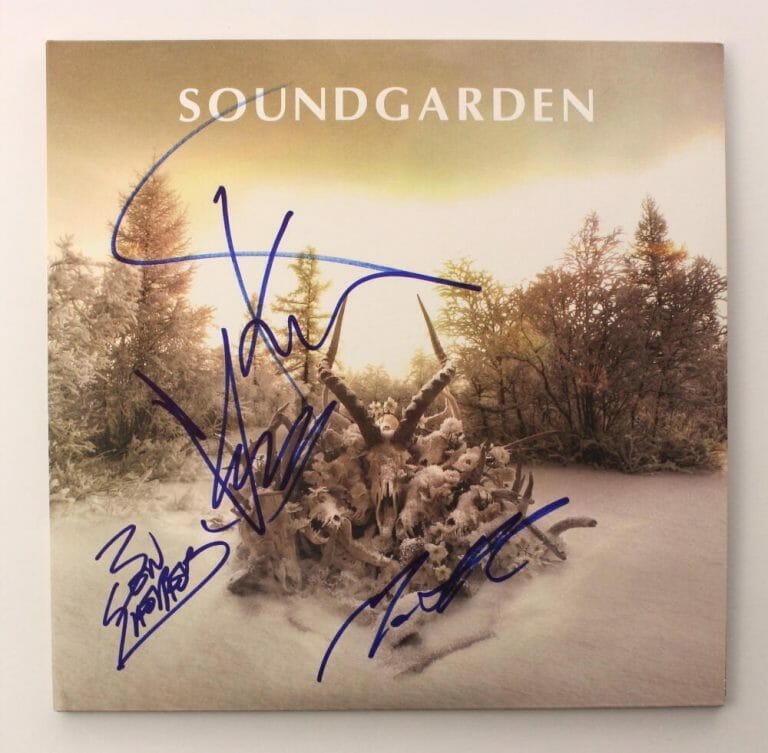 SOUNDGARDEN FULL BAND X4 SIGNED AUTOGRAPH ALBUM VINYL RECORD – CHRIS CORNELL BAS COLLECTIBLE MEMORABILIA