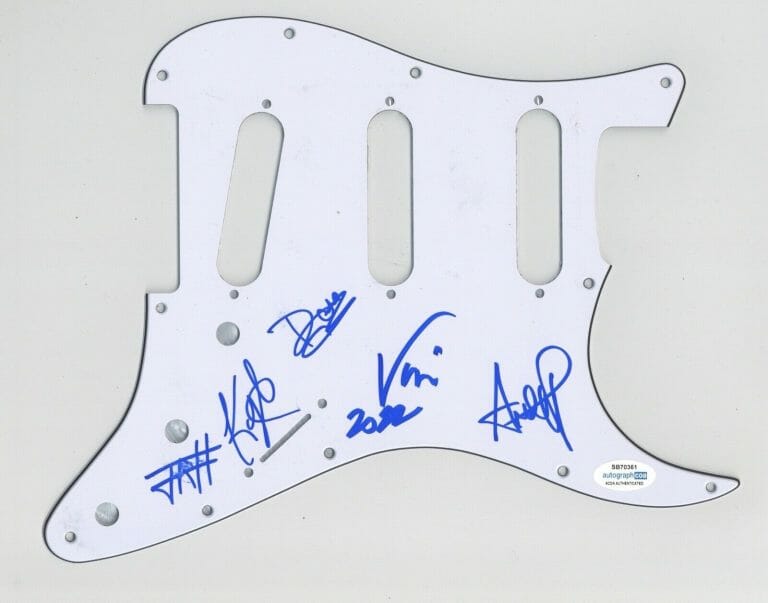 SPONGE SIGNED AUTOGRAPH STRAT ELECTRIC GUITAR PICKGUARD ACOA VINNIE DOMBROSKI COLLECTIBLE MEMORABILIA