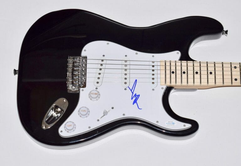 YUNGBLUD SIGNED AUTOGRAPHED ELECTRIC GUITAR ACOA COA COLLECTIBLE MEMORABILIA