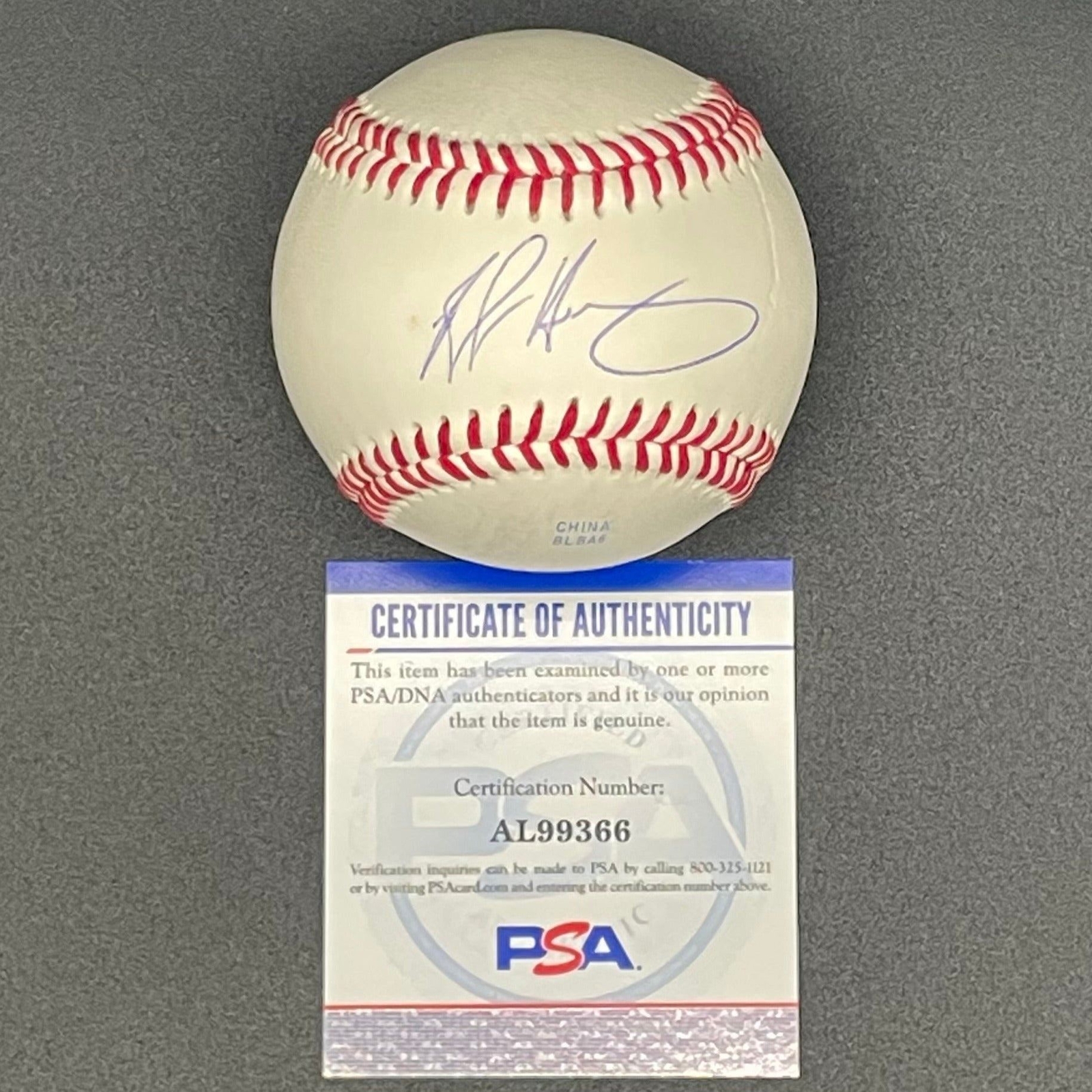 Bob Howry signed baseball PSA/DNA autographed

