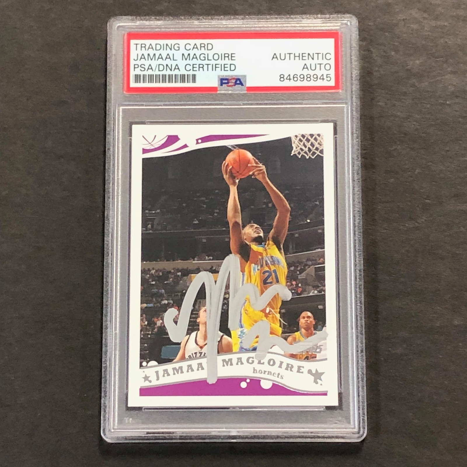 2005 Topps #161 Jamaal Magloire Signed Card AUTO PSA Slabbed Hornets
