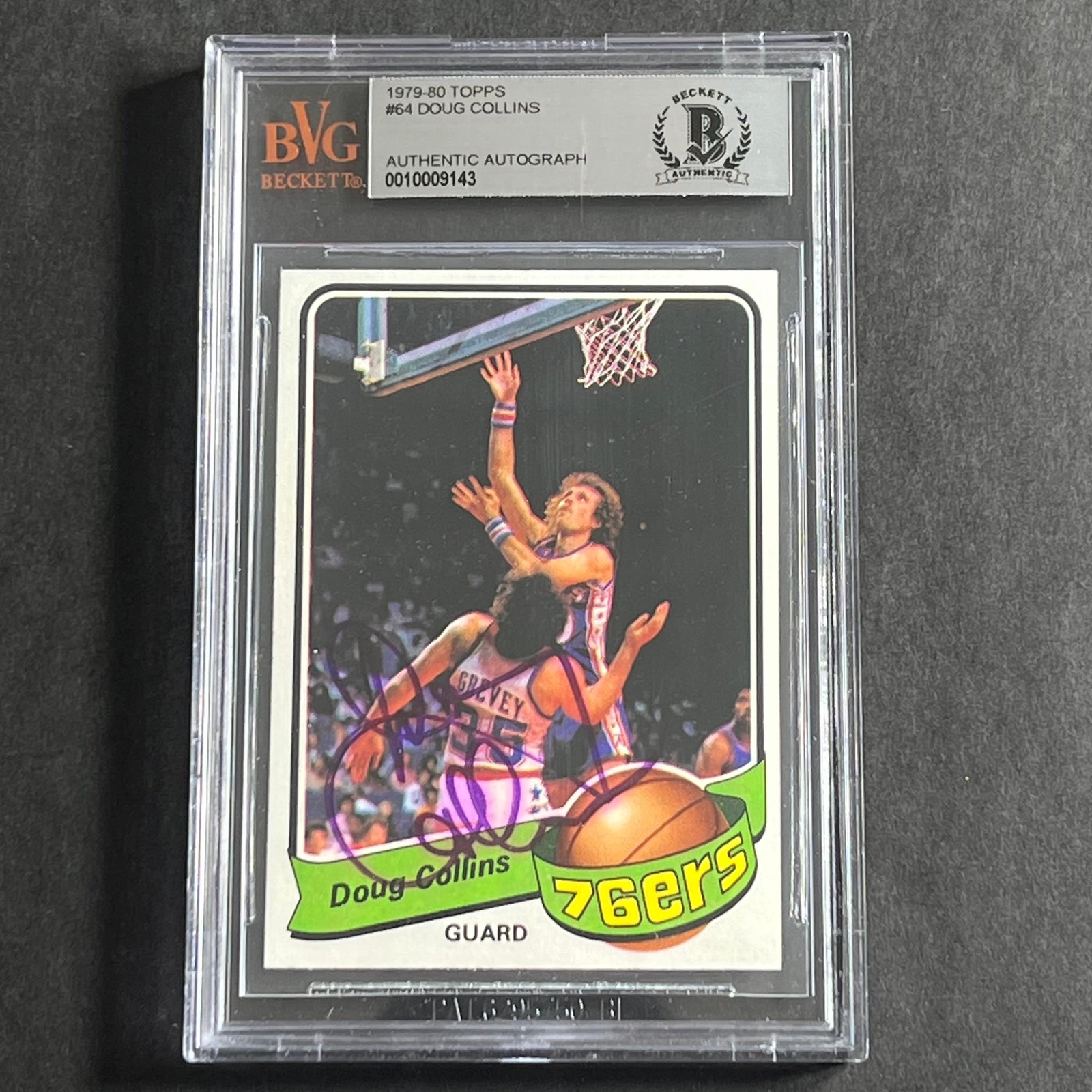 1979-80 Topps #64 Doug Collins Signed Card Beckett Slabbed 76ers

