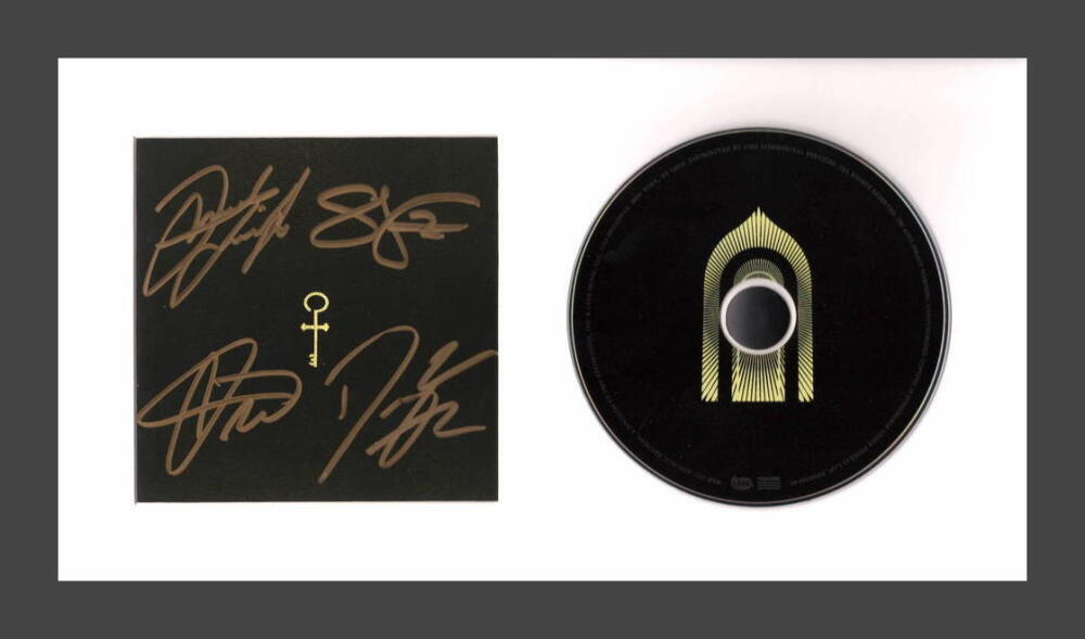 Greta Van Fleet Band Signed Autograph Battle at Garden's Gate CD Display - JSA
