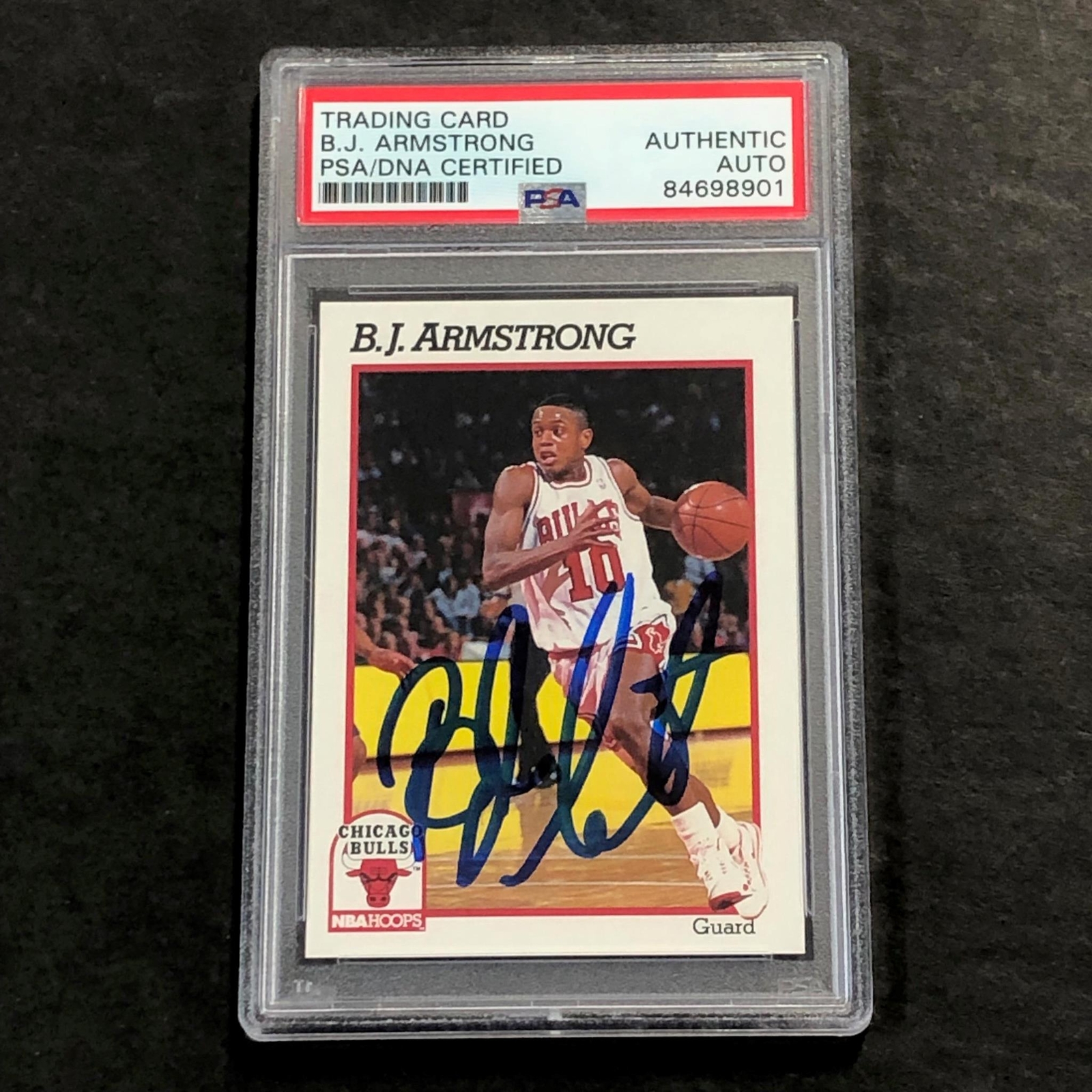 1991 NBA Hoops #26 BJ Armstrong Signed Card AUTO PSA Slabbed Bulls
