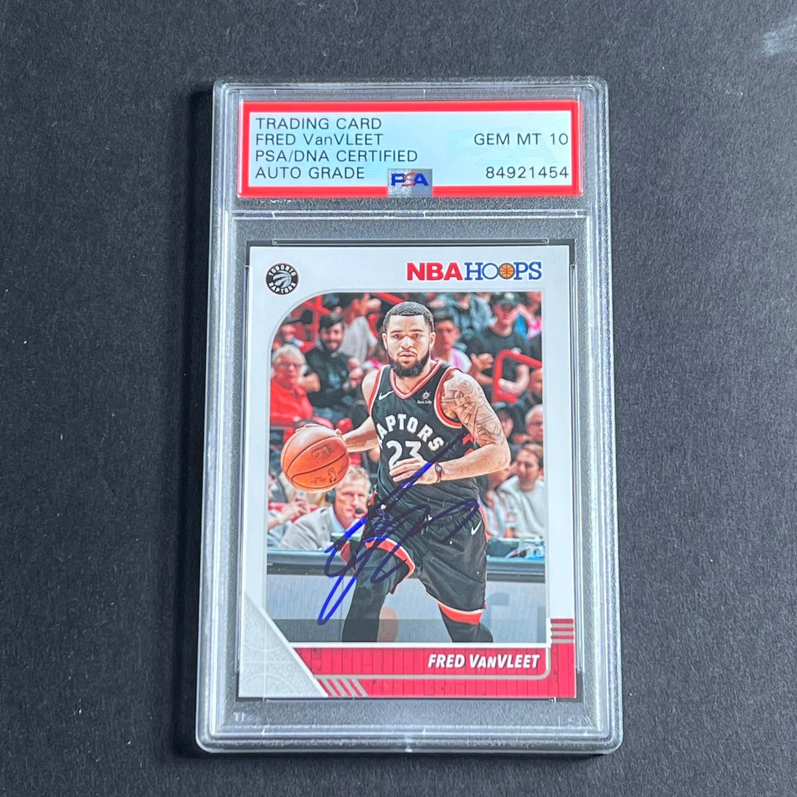 2019-20 Panini NBA Hoops #183 Fred VanVleet Signed Card Auto Grade 10 PSA Slabbe
