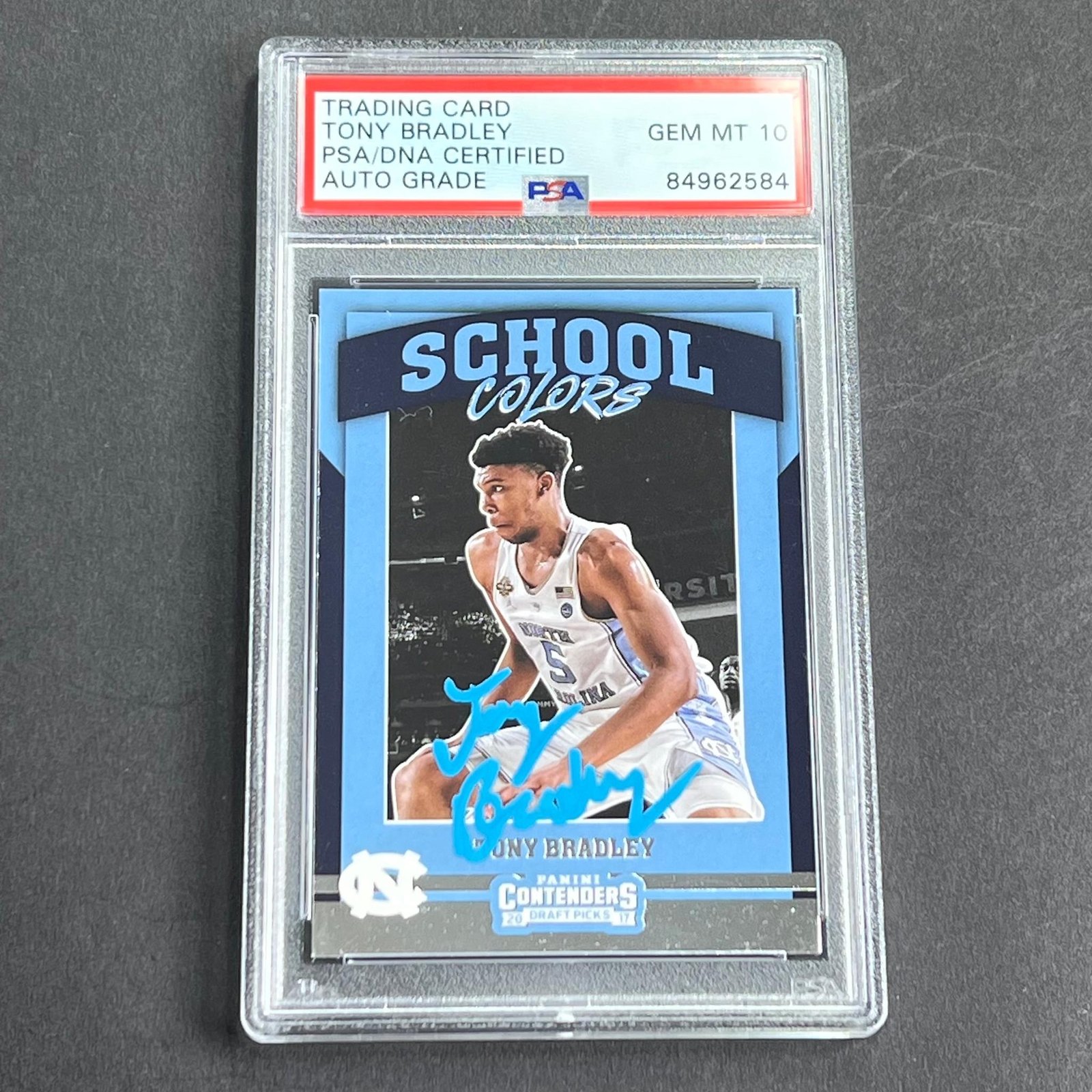 2017 Panini Contenders #25 Tony Bradley Signed Card AUTO PSA Slabbed RC Jazz
