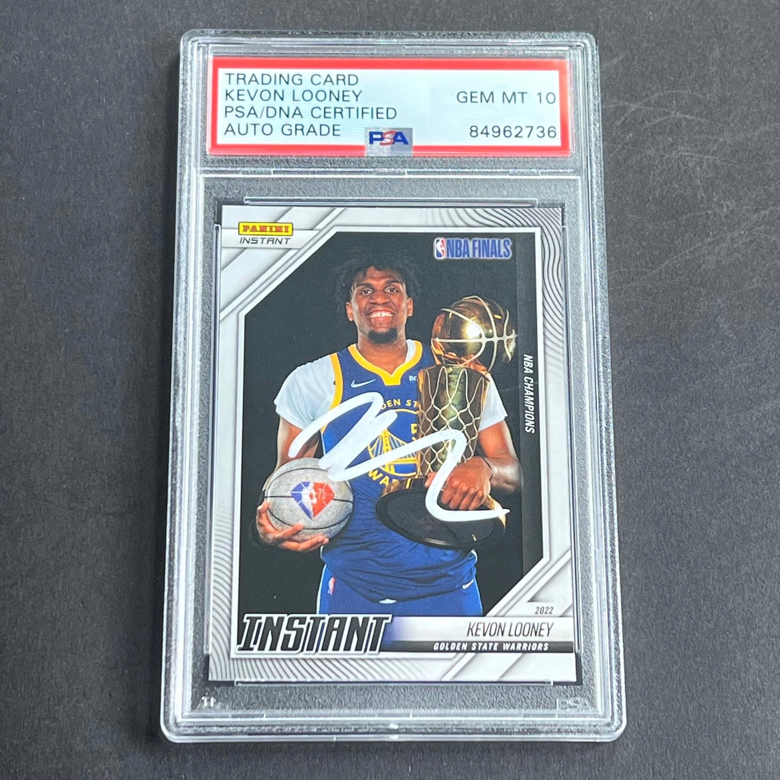2021-22 Panini Instant #10 Kevon Looney Signed Card AUTO Grade 10 PSA Slabbed RC
