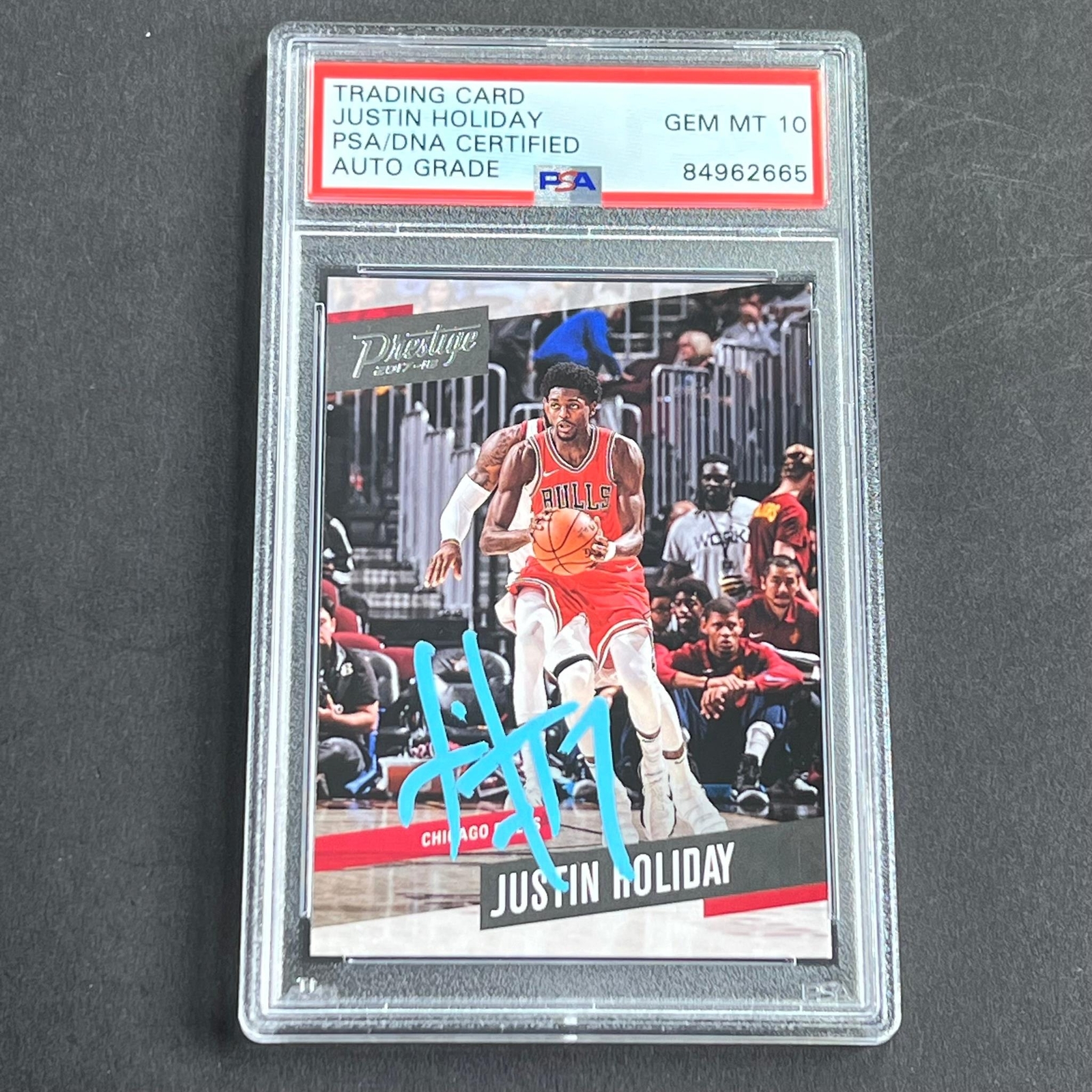 2017-18 Panini Prestige #13 Justin Holiday Signed Card AUTO Grade 10 PSA Slabbed
