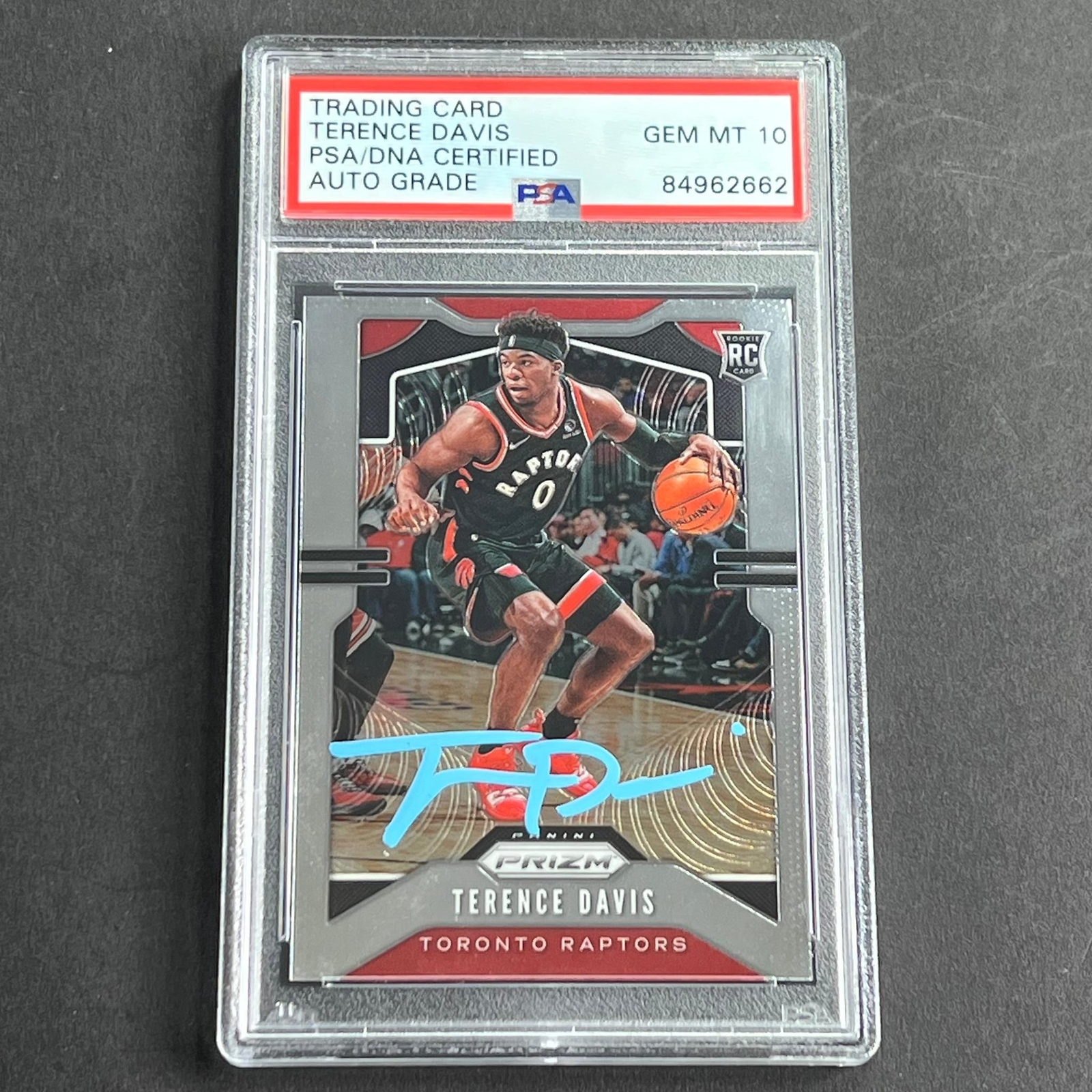 2019-20 Panini Chronicles #509 Terrance Davis Signed Card AUTO Grade 10 PSA Slab
