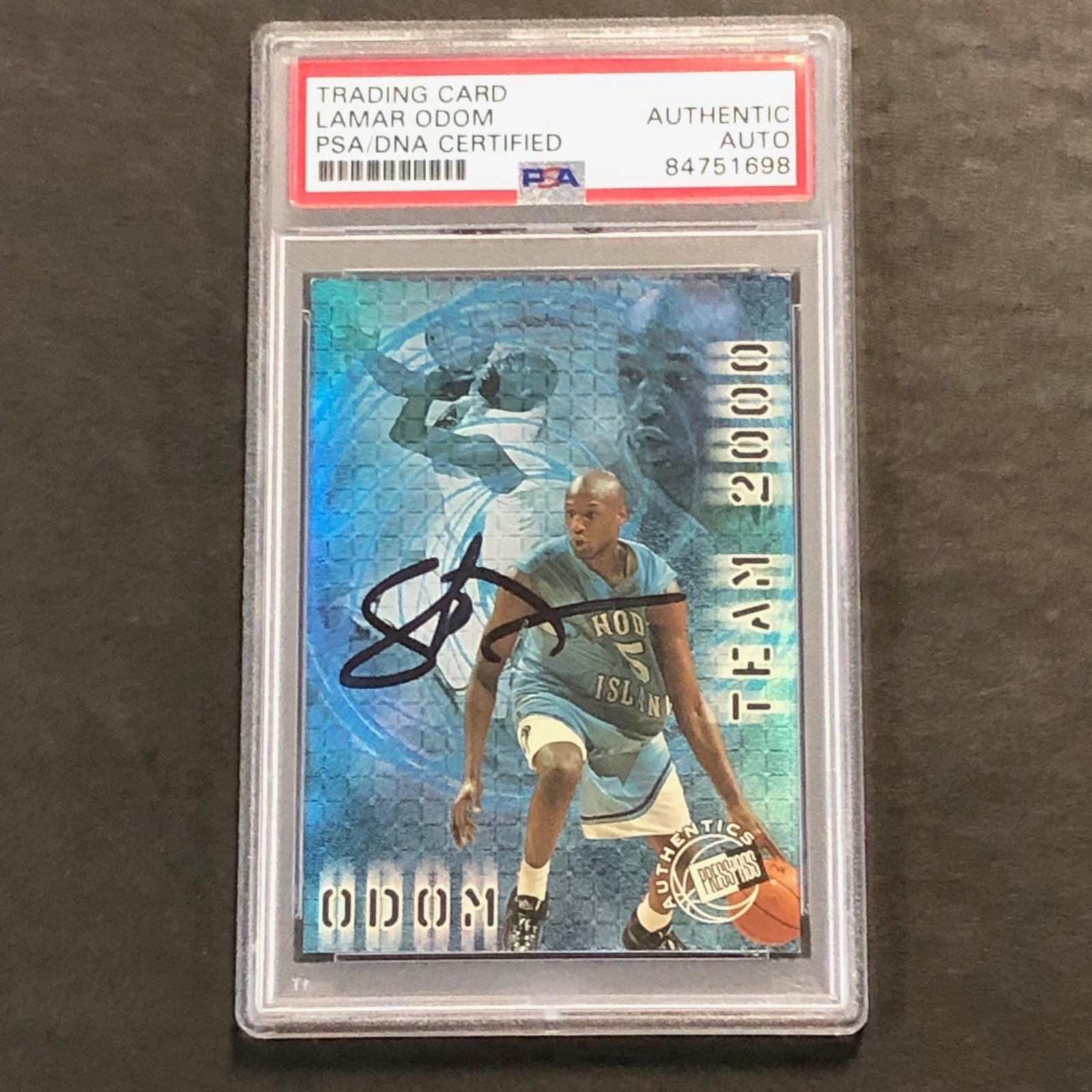 2000 PressPass Authentics #T 4/12 Lamar Odom Signed Card AUTO PSA Slabbed
