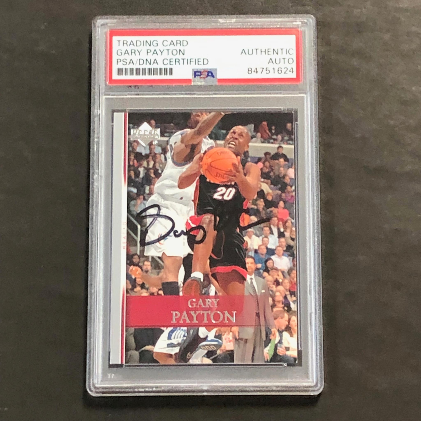 2007-08 Upper Deck #156 Gary Payton signed Auto Card PSA/DNA Slabbed Heat
