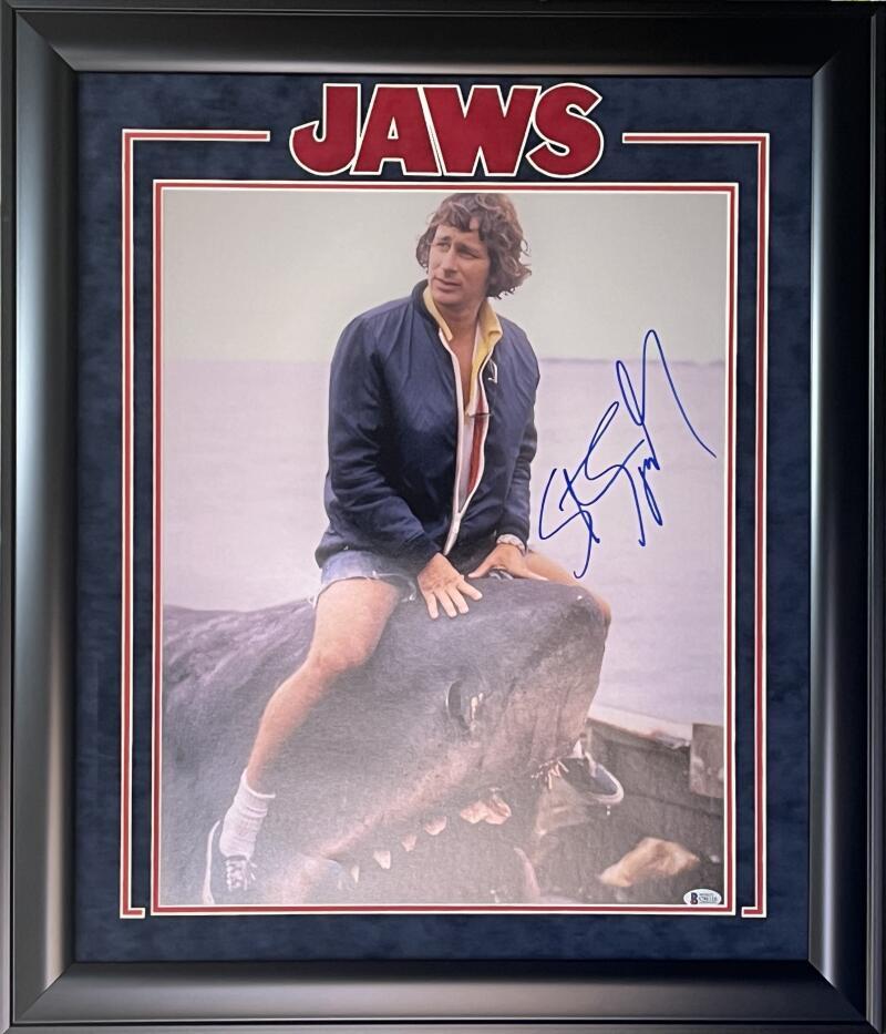 STEVEN SPIELBERG SIGNED 16X20 FRAMED PHOTO JAWS AUTHENTIC AUTOGRAPH PROOF BAS
