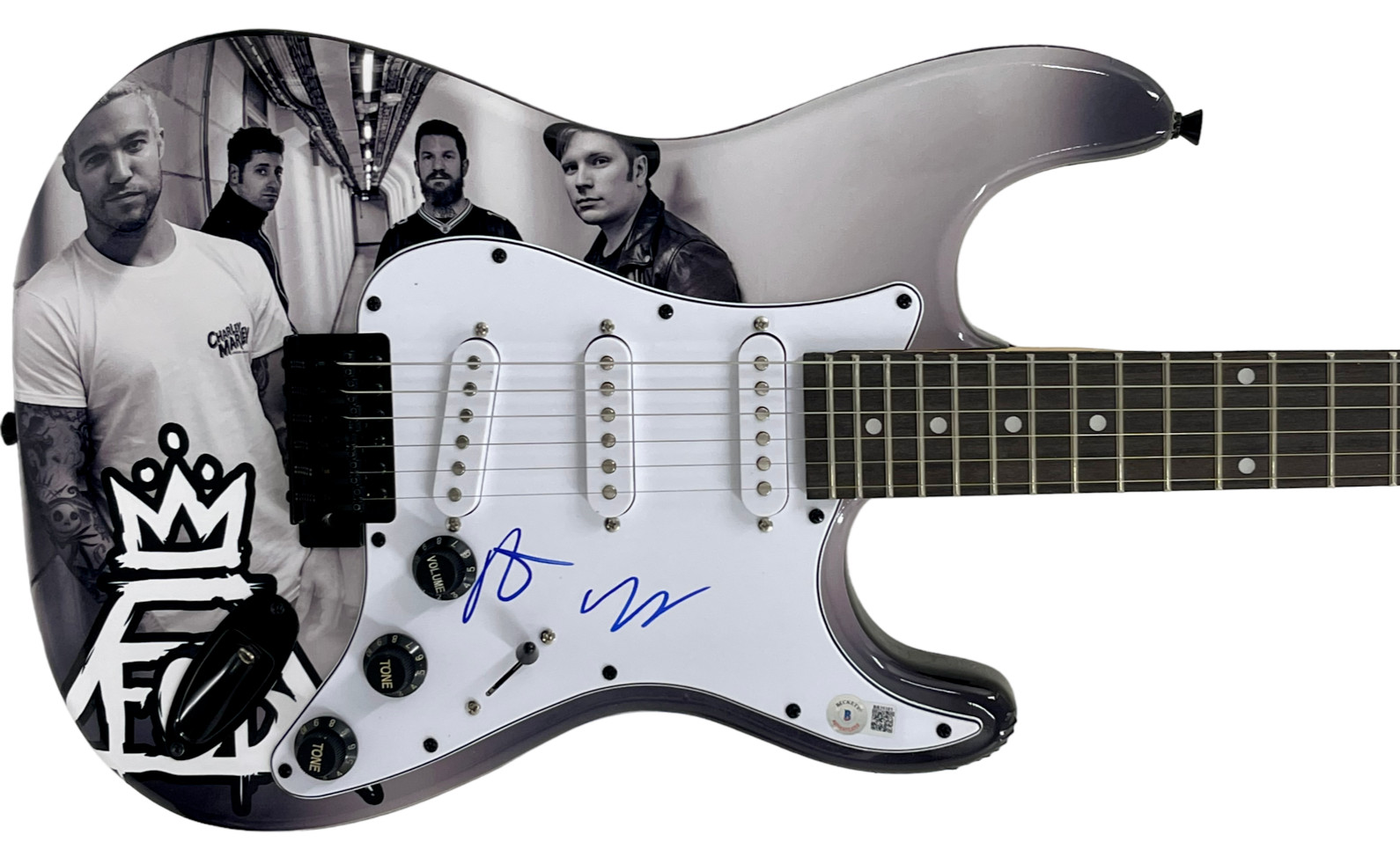 PETE WENTZ PATRICK STUMP FALL OUT BOY SIGNED ELECTRIC GUITAR AUTOGRAPH BECKETT COLLECTIBLE MEMORABILIA
