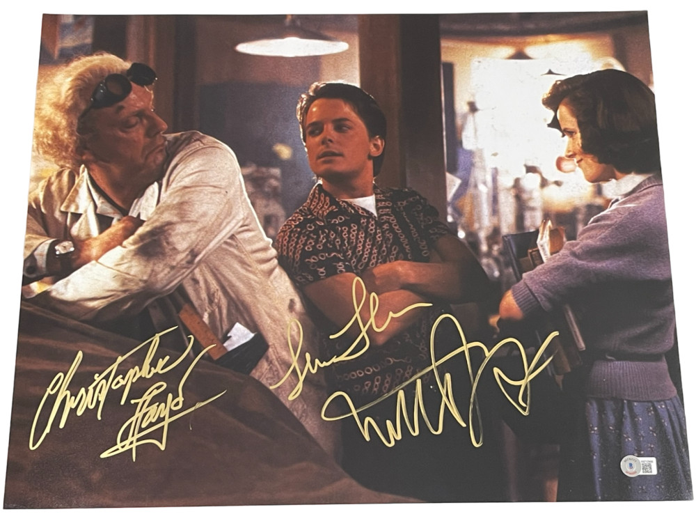 MICHAEL J FOX CHRISTOPHER LLOYD LEA THOMPSON SIGNED 16X20 PHOTO BTTF BECKETT
