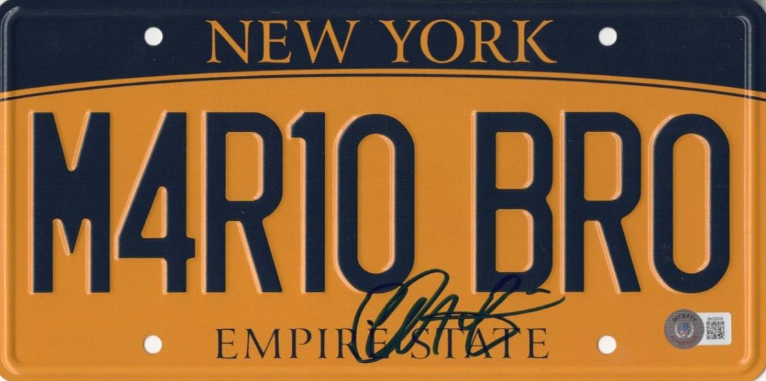CHRIS PRATT SIGNED SUPER MARIO BROS LICENSE PLATE AUTHENTIC AUTOGRAPH BECKETT
