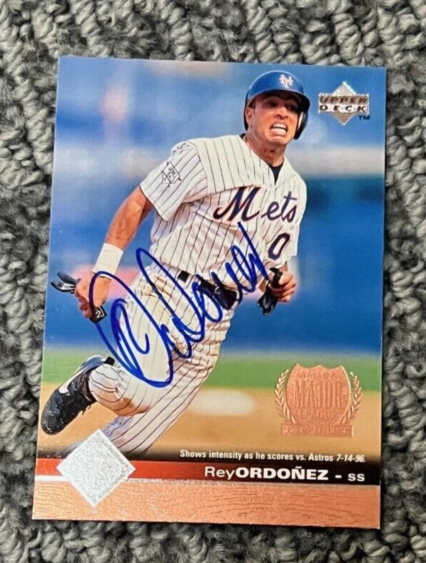 Rey Ordonez signed autographed 1997 Upper Deck Card New York Mets #114
