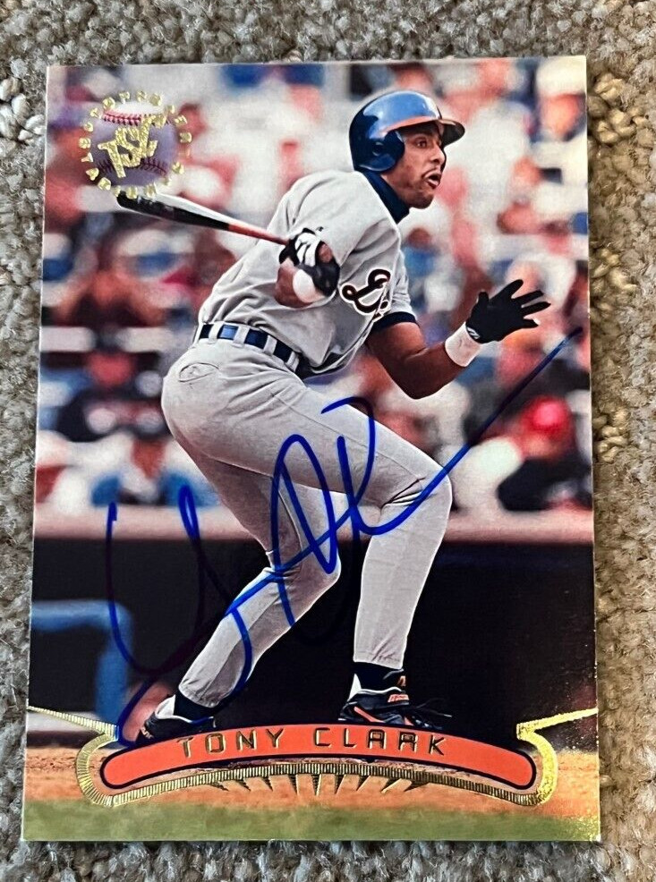 Tony Clark signed autographed 1996 Topps Stadium Club Card Detroit Tigers #42
