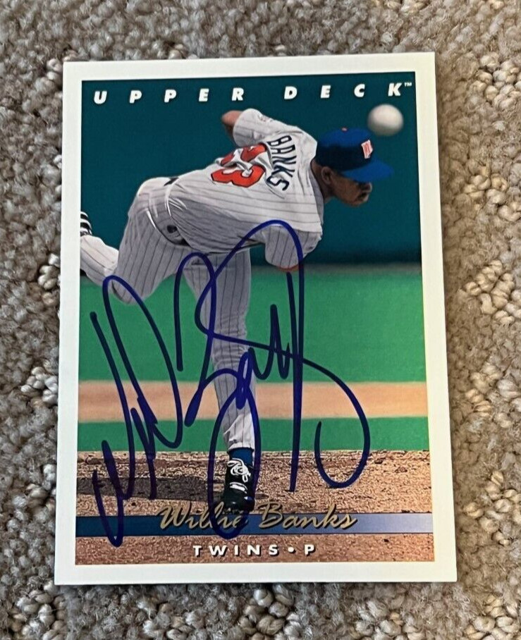 WILLIE BANKS SIGNED AUTOGRAPHED 1993 UPPER DECK CARD #686 – MINNESOTA TWINS COLLECTIBLE MEMORABILIA