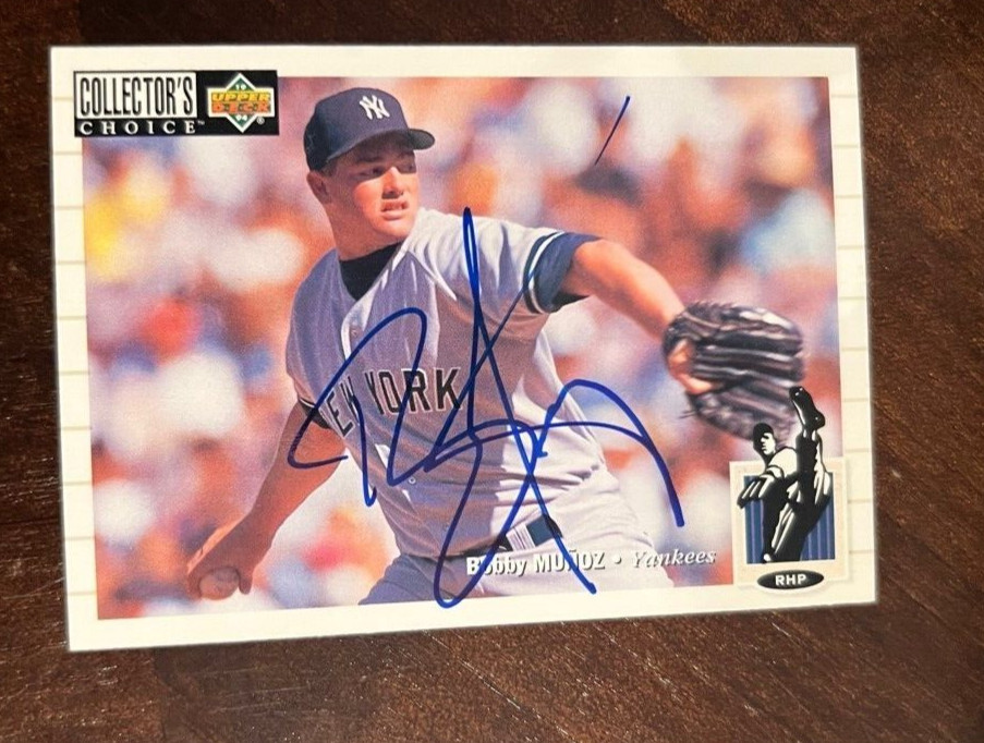 Bobby Munoz SIGNED Autographed 1994 UD Collectors Choice Card #214 Yankees
