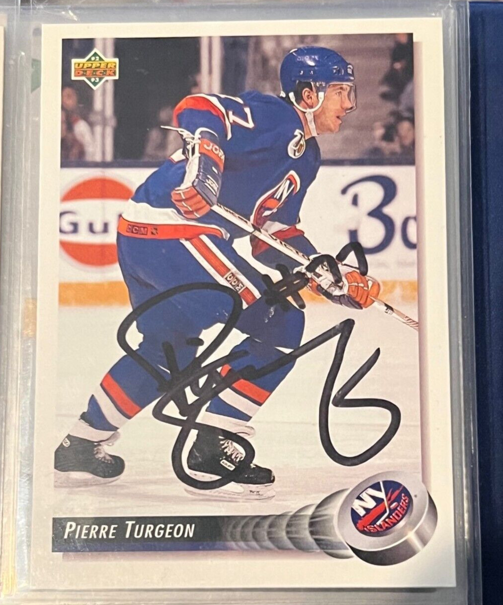 Pierre Turgeon signed autographed 1992-93 Upper Deck Card Islanders #175
