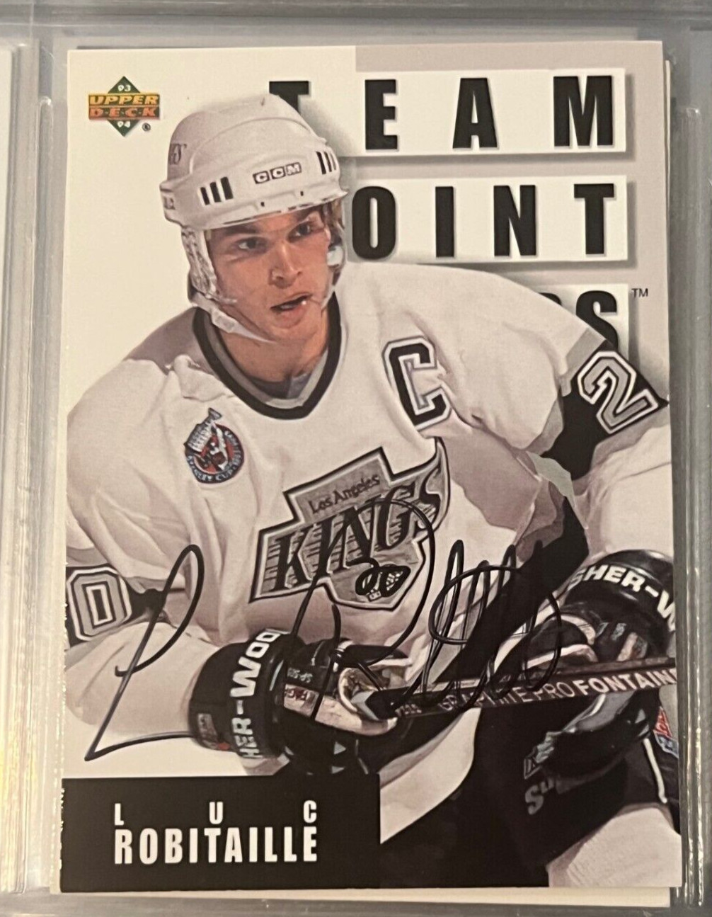 Luc Robitaille signed autographed 1993-94 Upper Deck #293 Card Los Angeles Kings
