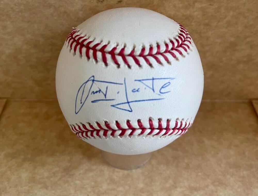 OMAR INFANTE TIGERS/MARLINS SIGNED AUTO M.L. BASEBALL BECKETT AUTHENTICATION
