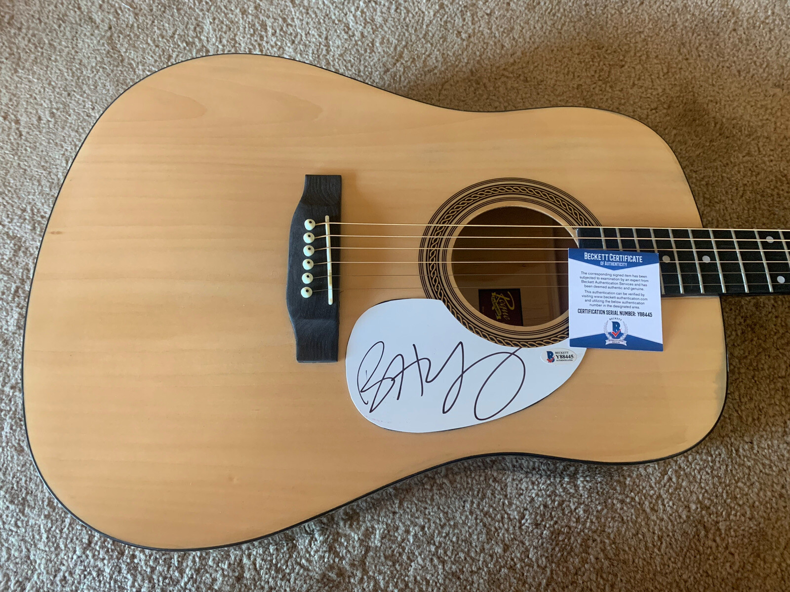 BRETT YOUNG SIGNED AUTOGRAPHED ACOUSTIC GUITAR BAS BECKETT CERTIFIED COLLECTIBLE MEMORABILIA