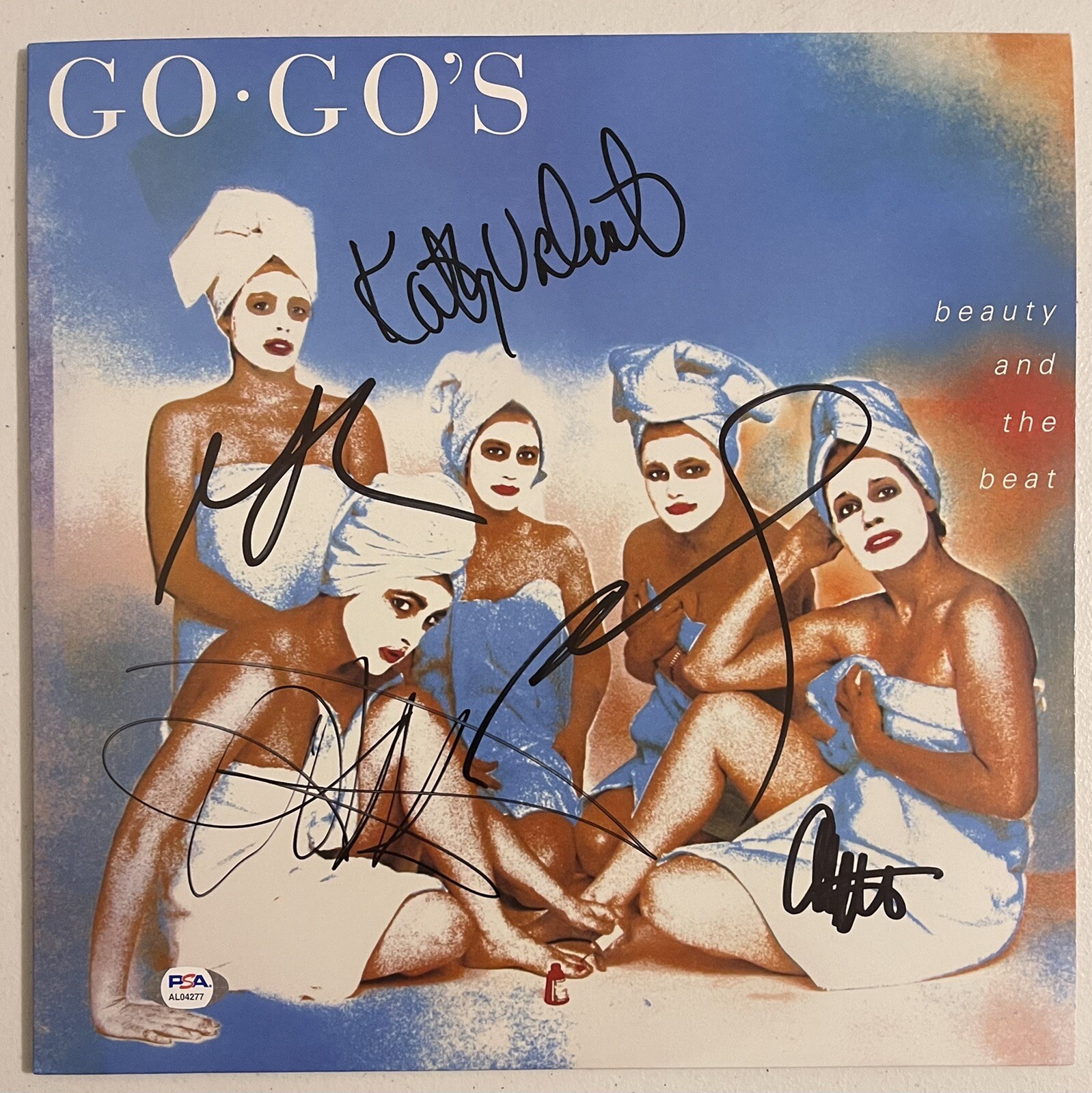 The Go Go’s Signed Autographed LP Album All 5 Members Beauty & The Beat PSA/DNA
