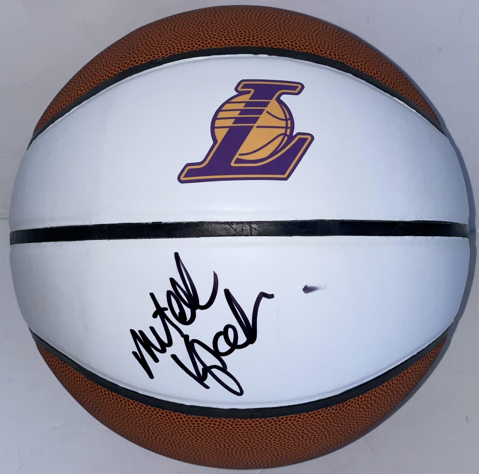 Mitch Mitchell Kuchak Signed Autographed UNC Tar Heels Lakers Basketball PSA/DNA
