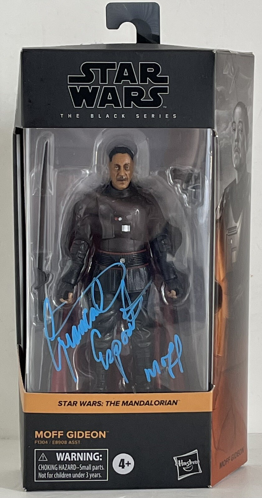The Mandalorian Moff Gideon Giancarlo Esposito Figure JSA Signed Star Wars
