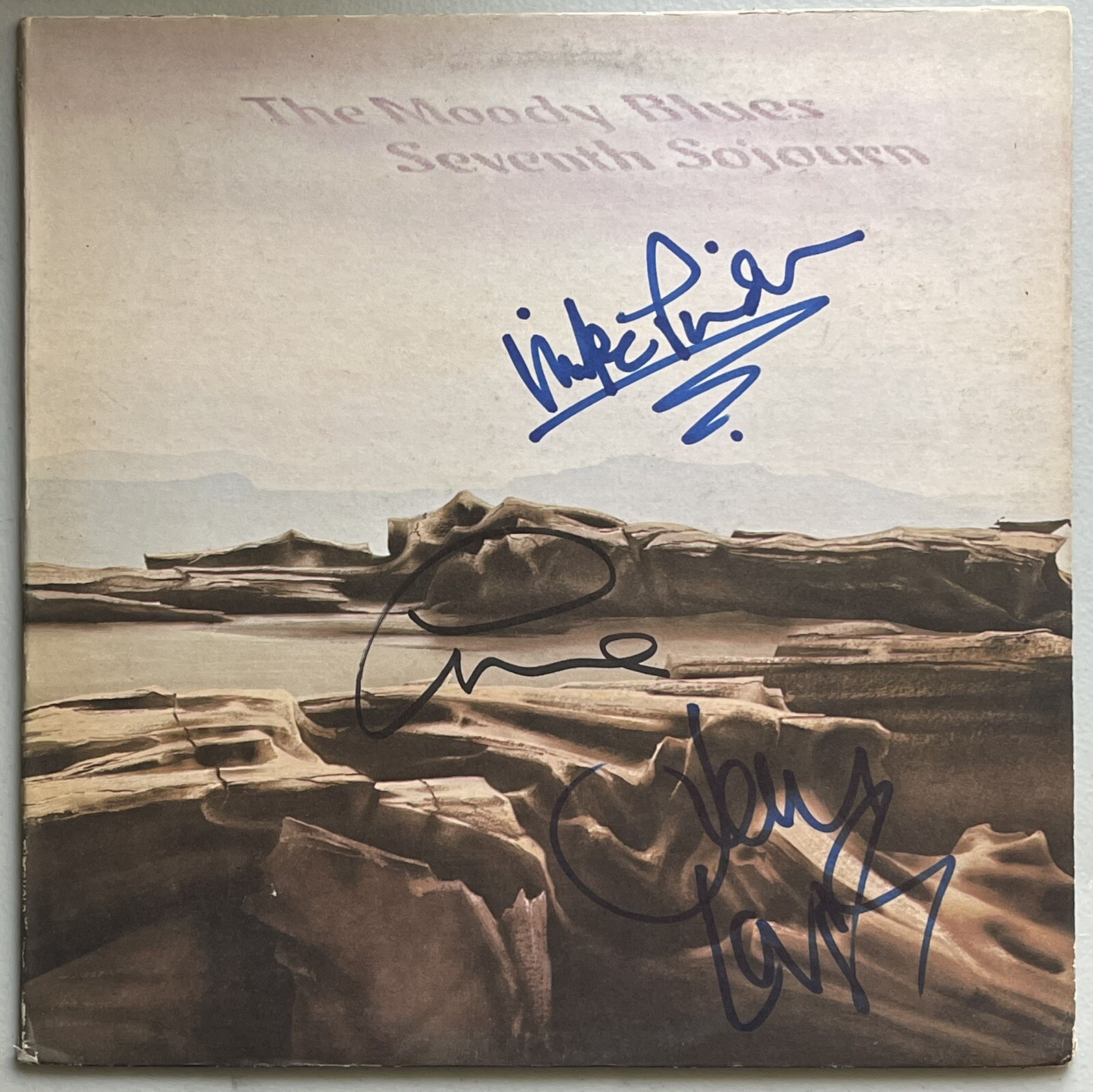 The Moody Blues Signed Vinyl LP Seventh Sojourn Graeme Lodge Pinder JSA
