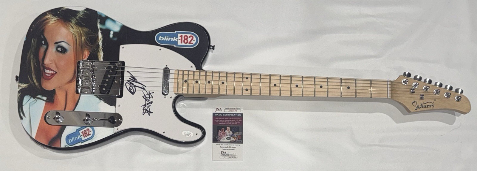 TRAVIS BARKER SIGNED CUSTOM ELECTRIC GUITAR BLINK 182 ENEMA OF THE STATE JSA COA
