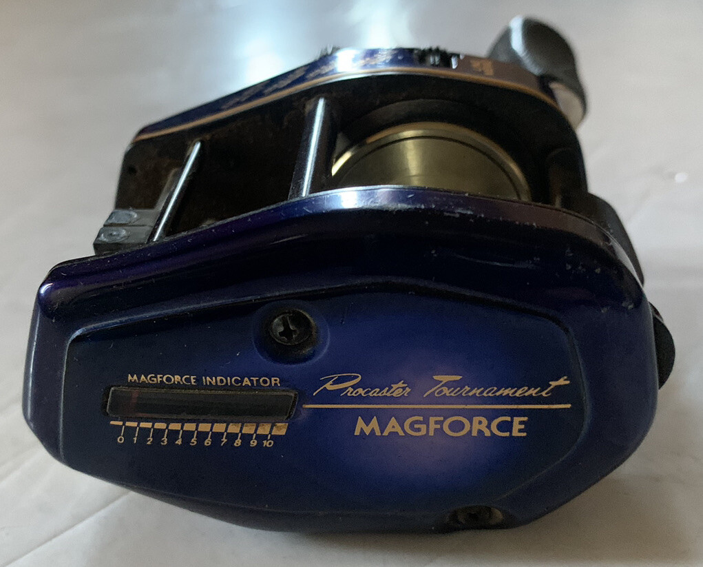 Daiwa Phantom Pro Caster PT15ZX Fishing Reel Very Good Condition Japan F/S B5
