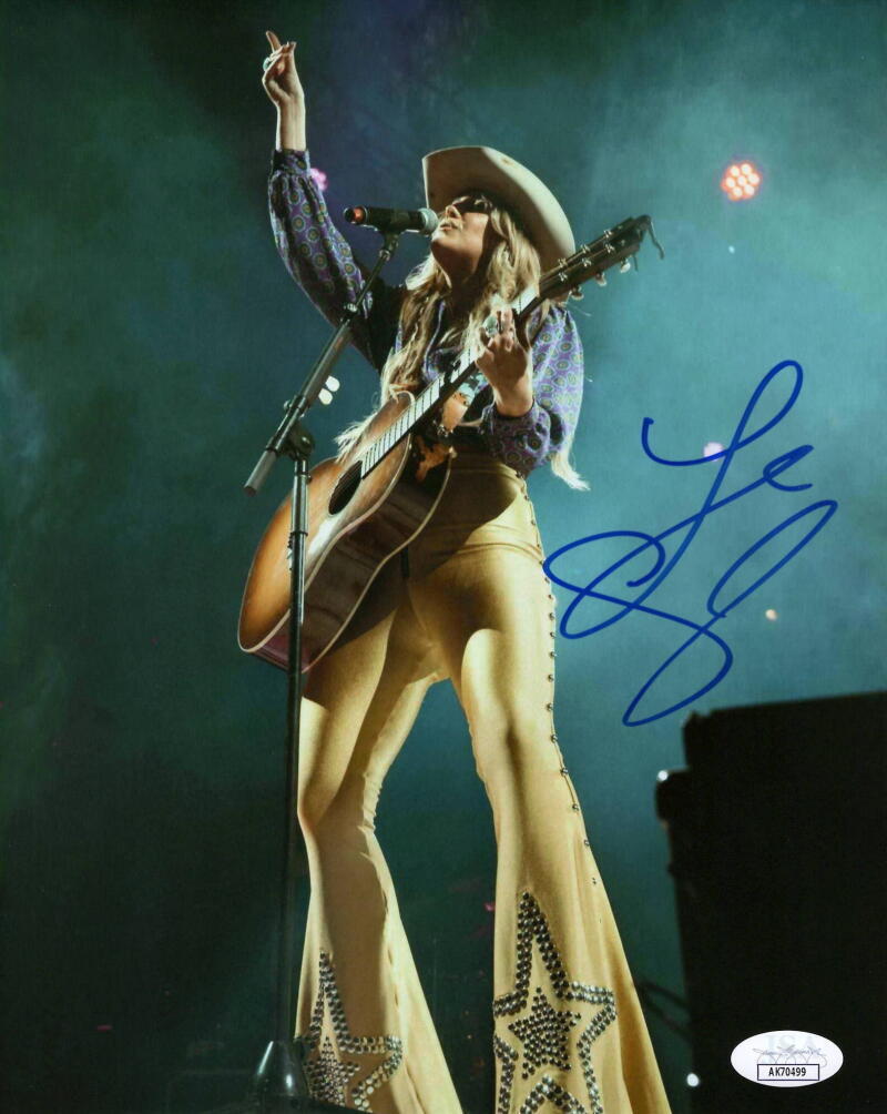 Lainey Wilson Signed Autograph 8x10 Photo - Country Music Yellowstone w/ JSA COA
