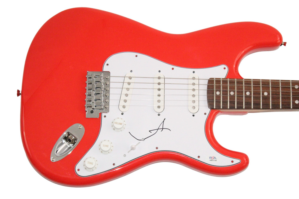 YE KANYE WEST SIGNED AUTOGRAPH RED FENDER ELECTRIC GUITAR – COLLEGE DROPOUT PSA COLLECTIBLE MEMORABILIA