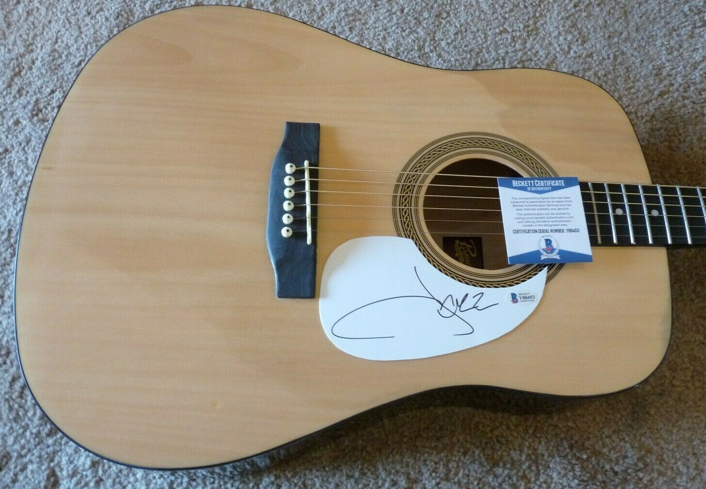 JAKE OWEN SIGNED AUTOGRAPHED ACOUSTIC GUITAR BECKETT CERTIFIED COLLECTIBLE MEMORABILIA