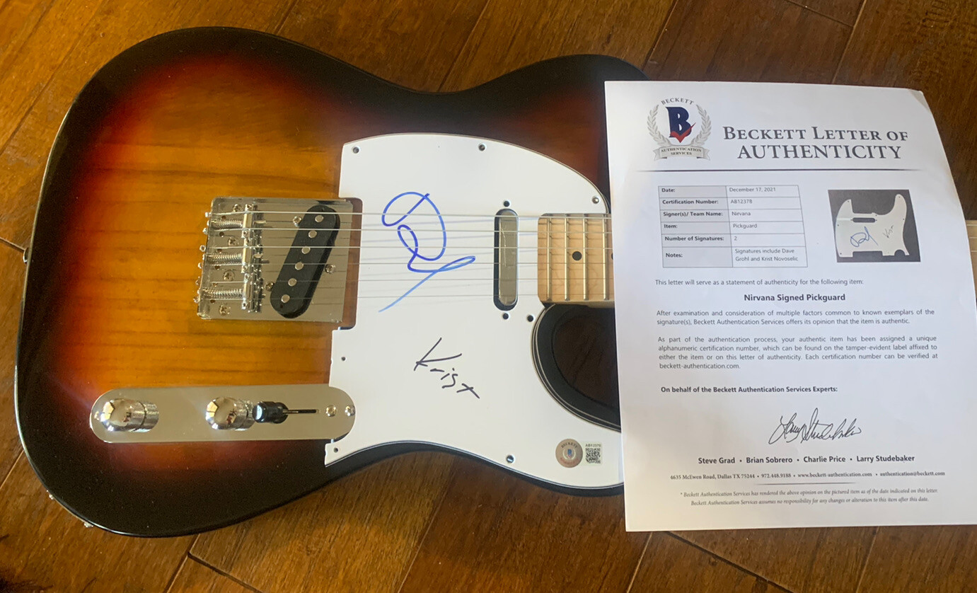 Nirvana Dave Grohl & Krist Signed Autographed Electric Guitar Beckett Certified

