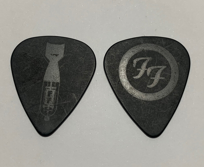 Dave Grohl Foo Fighters 2008 Echos Tour Black Bomb Guitar Pick
