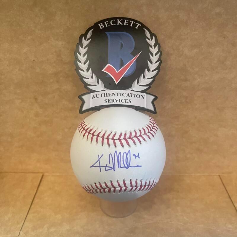 KRIS MEDLEN ATLANTA BRAVES SIGNED AUTO M.L. BASEBALL BECKETT AUTHENTICATED
