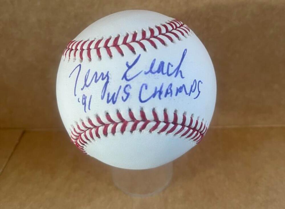 TERRY LEACH 91 WS CHAMPS TWINS SIGNED AUTO M.L. BASEBALL BAS AUTHENICATED
